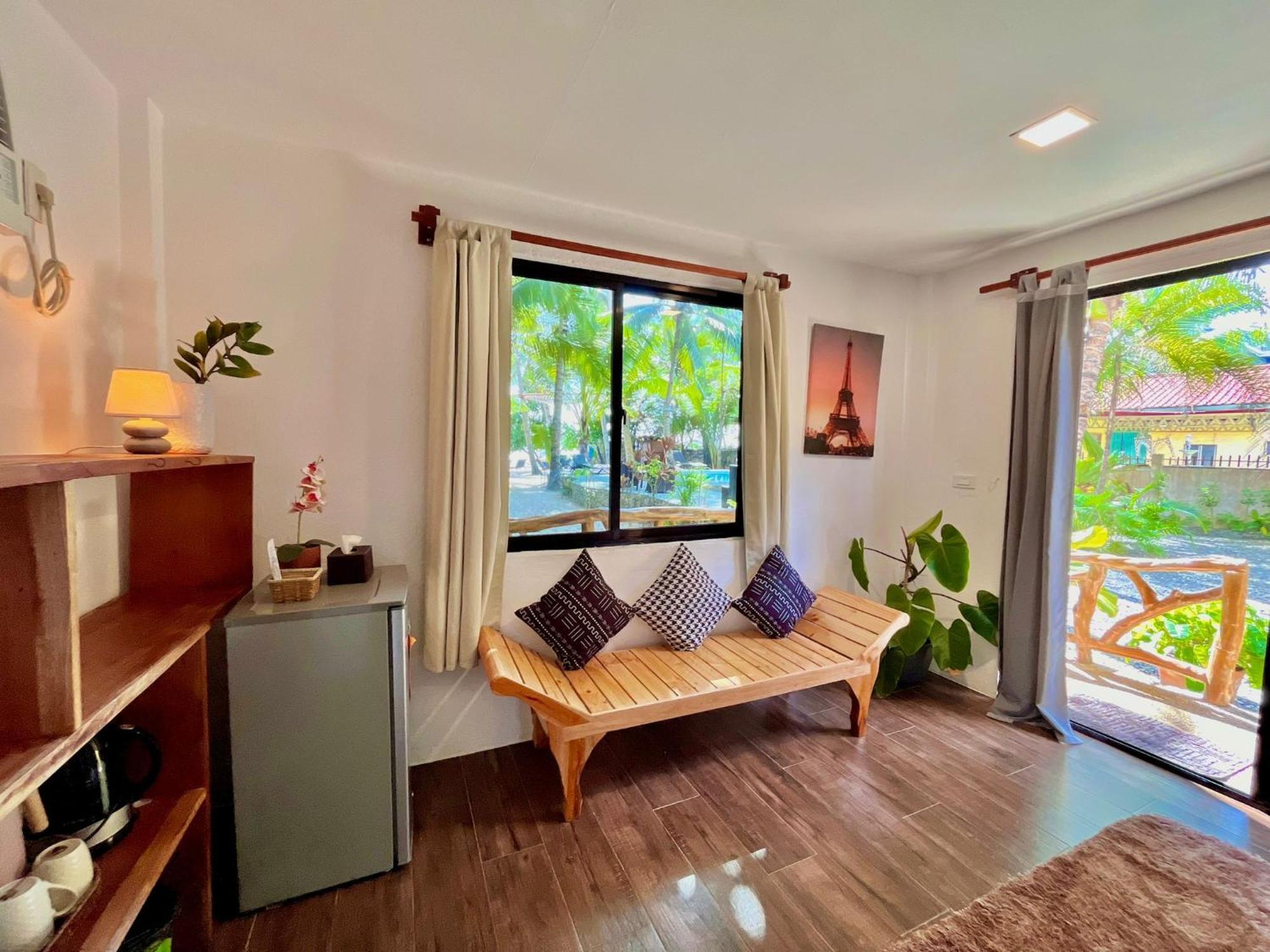 Apo Diver Beach Resort 圣胡安 外观 照片